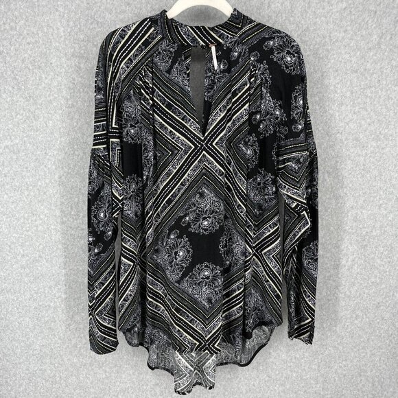 Free People Tops - Free People Walking On A Dream Tunic Top Size S Black Oversized LS Boho Flowy